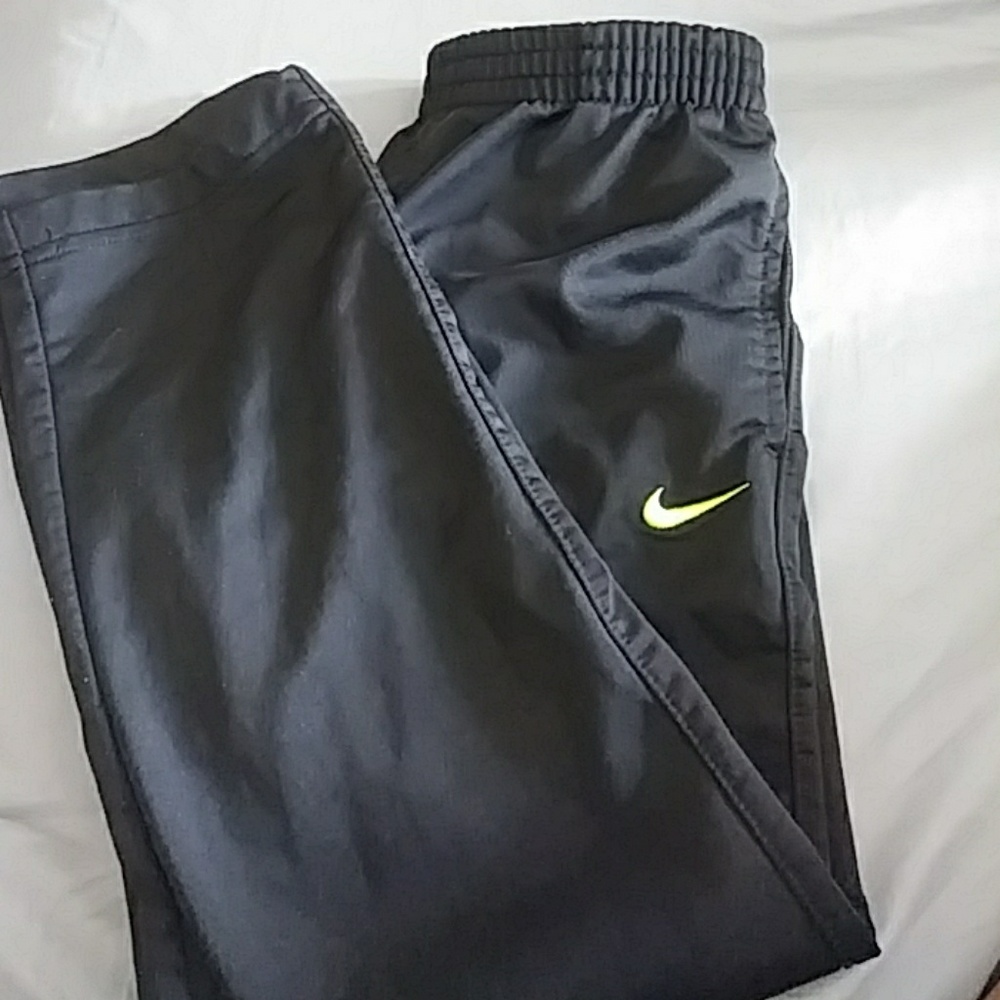 Nike jogging suit